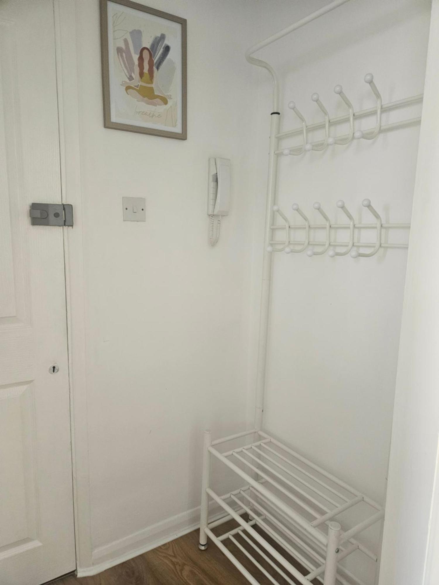 St Albans City Stays - Near Luton Airport - St Albans Abbey & City Train Station - Close To London- Harry Potter World - The Odyssey Cinema - Abbey Cathedral- Contractors I Business I Leisure- Sleeps Upto 6 People Ngoại thất bức ảnh